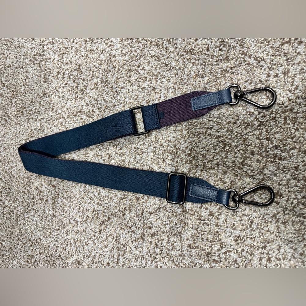 Lululemon crossbody strap